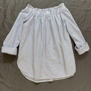 Used like-new women blue stripe blouse